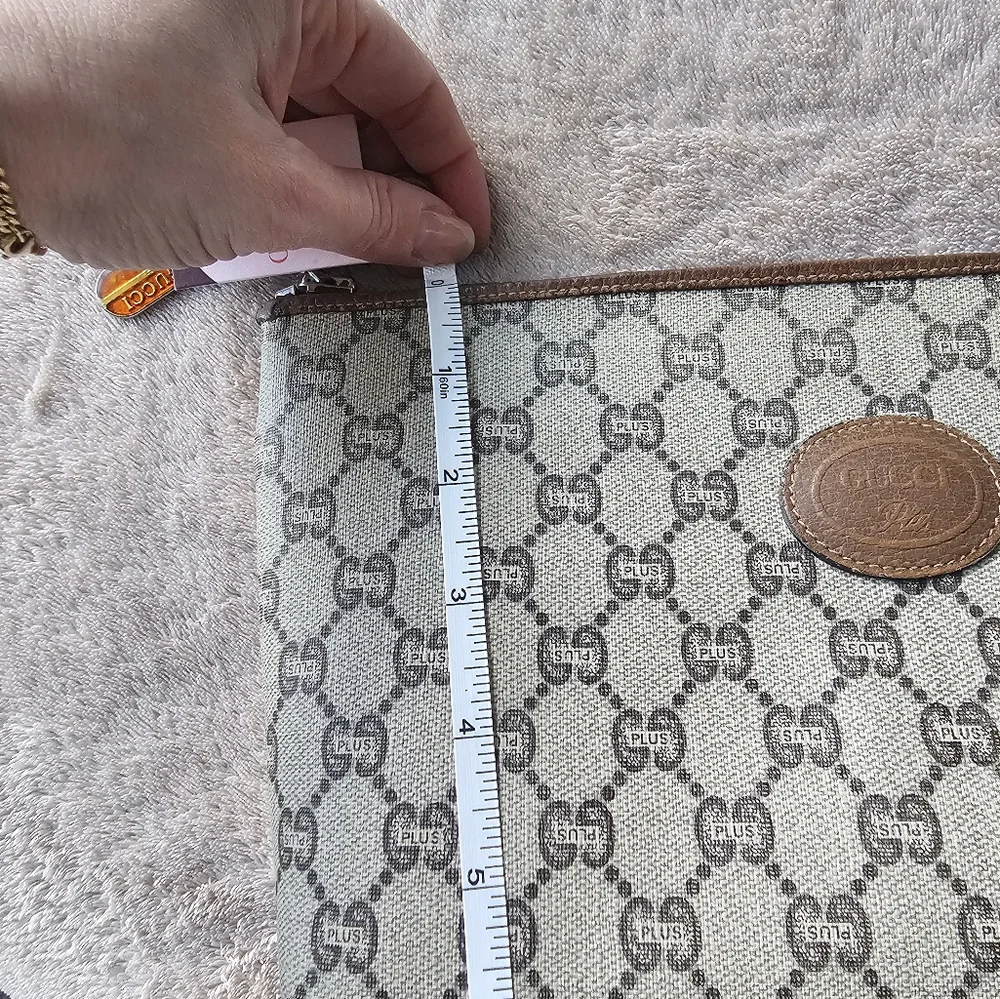 GUCCI GG  Clutch Bag - Picture 15 of 17